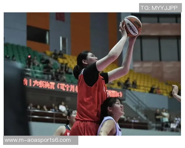 中国女篮新星崛起攻防兼备未来或与2米23女姚明携手共创辉煌 中国女篮新星崛起攻防兼备未来或与2米23女姚明携手共创辉煌