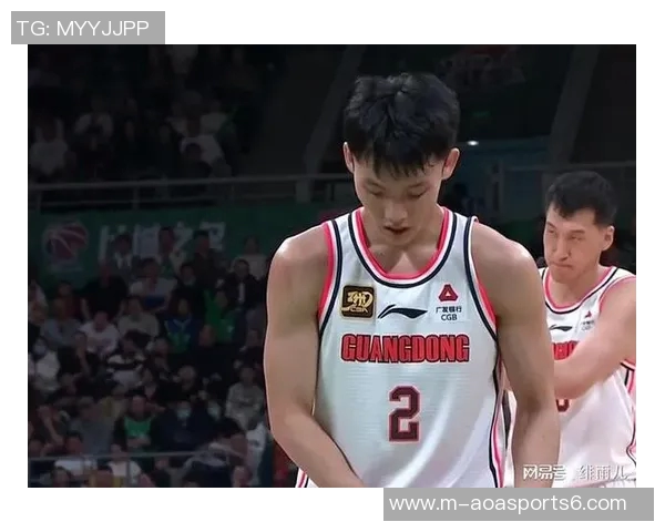 广东队迎来NBA级侧翼强援杜锋再添锋线实力助力男篮冲击更高目标 广东队迎来NBA级侧翼强援杜锋再添锋线实力助力男篮冲击更高目标